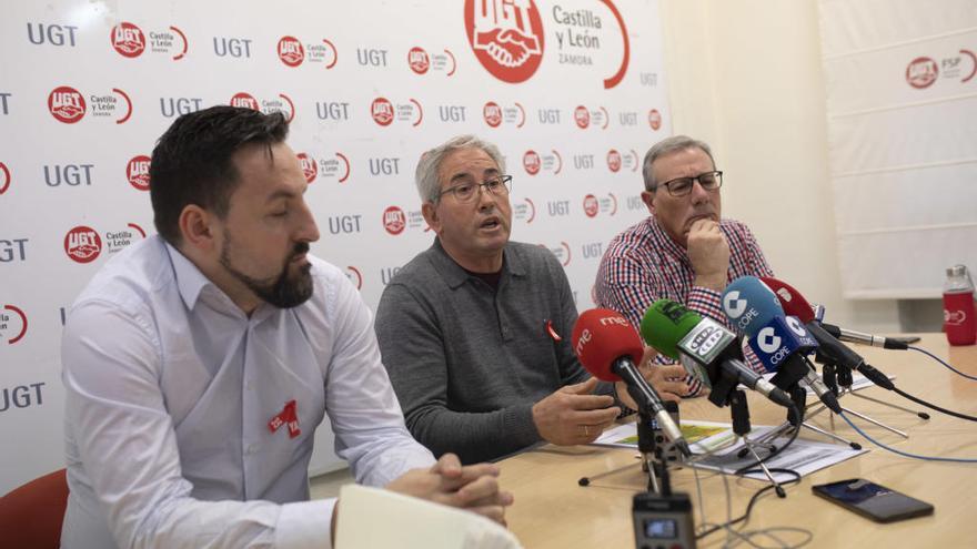 Un momento de la rueda de prensa en la sede sindical.