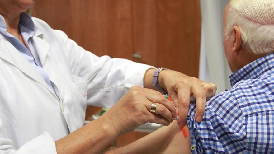 Más de 377.000 mayores se han vacunado contra la gripe