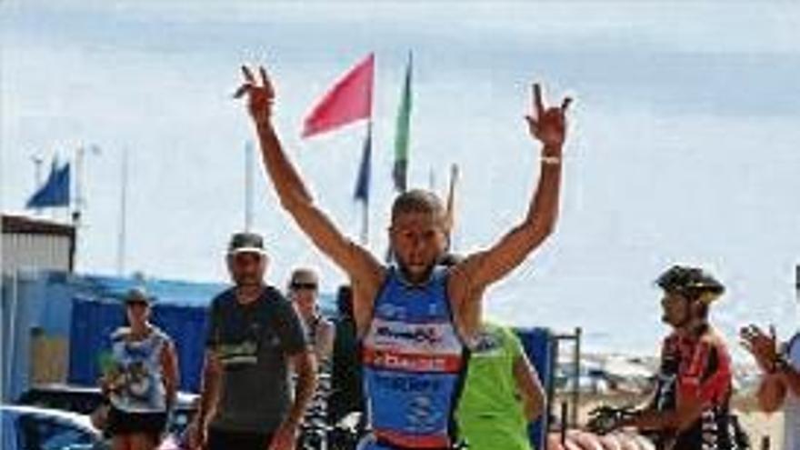 Albert Torres, del CNI, guanya el Triatló de Malgrat