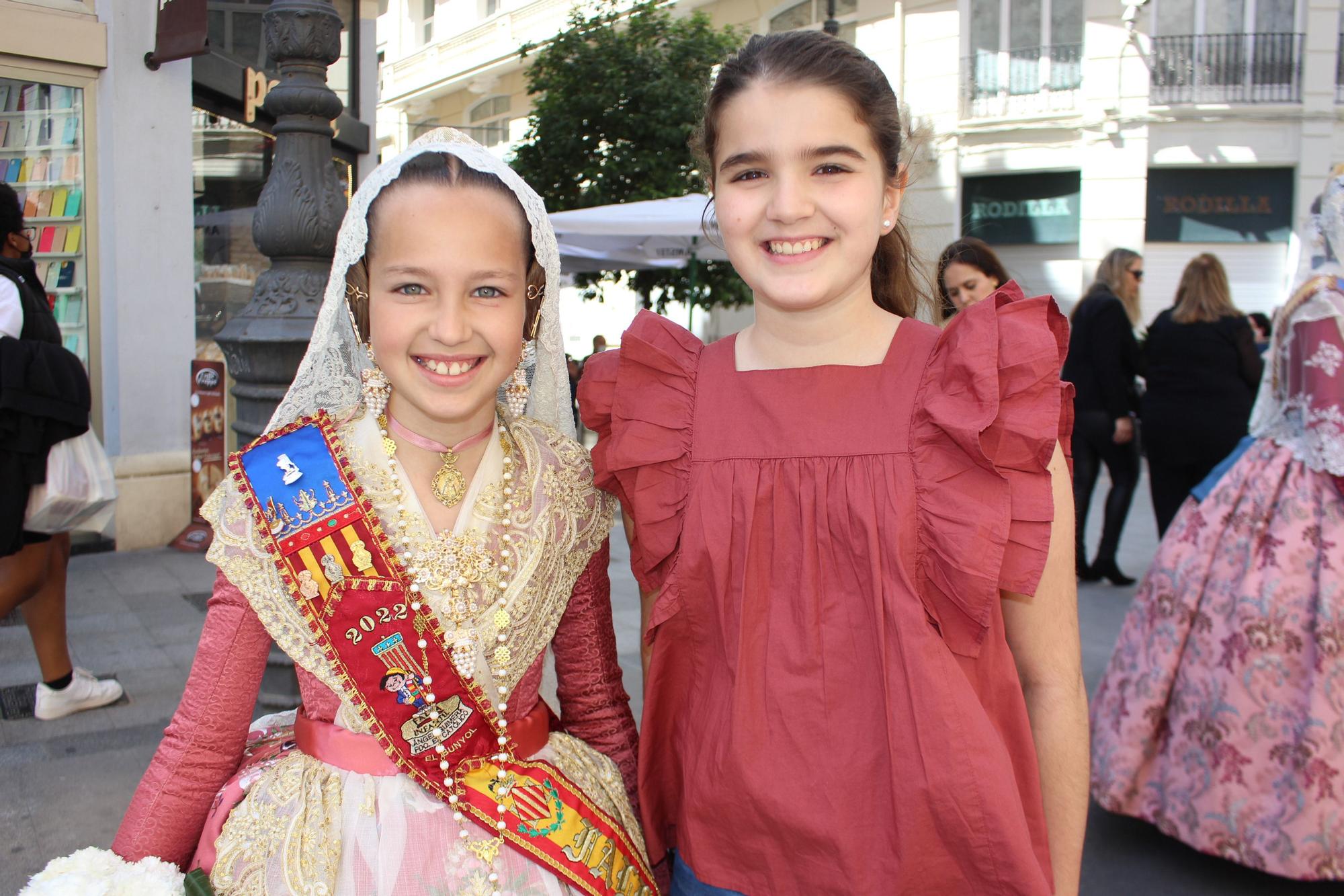 Caras ilustres de las Fallas en la Ofrenda a San Vicente