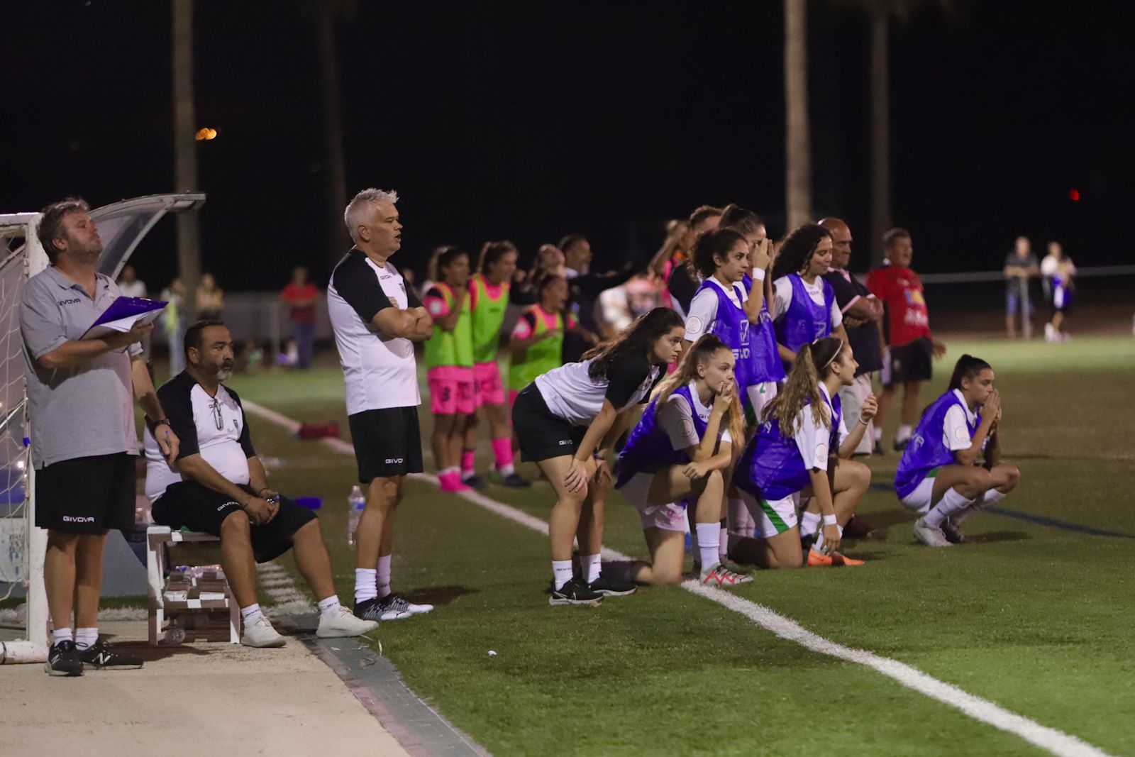 La eliminatoria de la Copa de la Reina de fútbol entre el Córdoba CF y el Juan Grande en imágenes