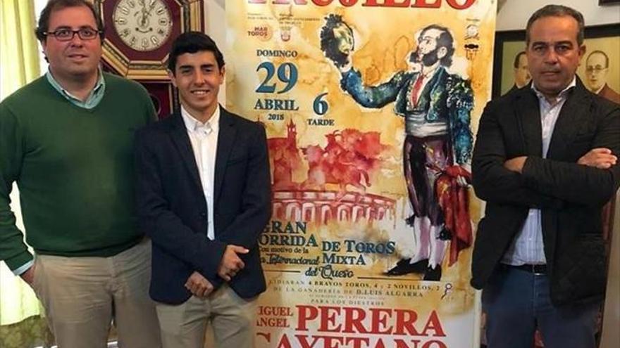 Perera, Cayetano y el novillero José Rojo, en la Feria del Queso