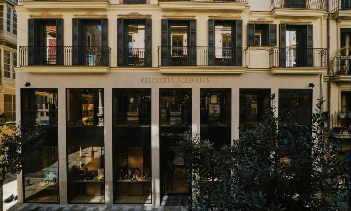 Fachada exterior de la nueva tienda de Relojería Alemana.