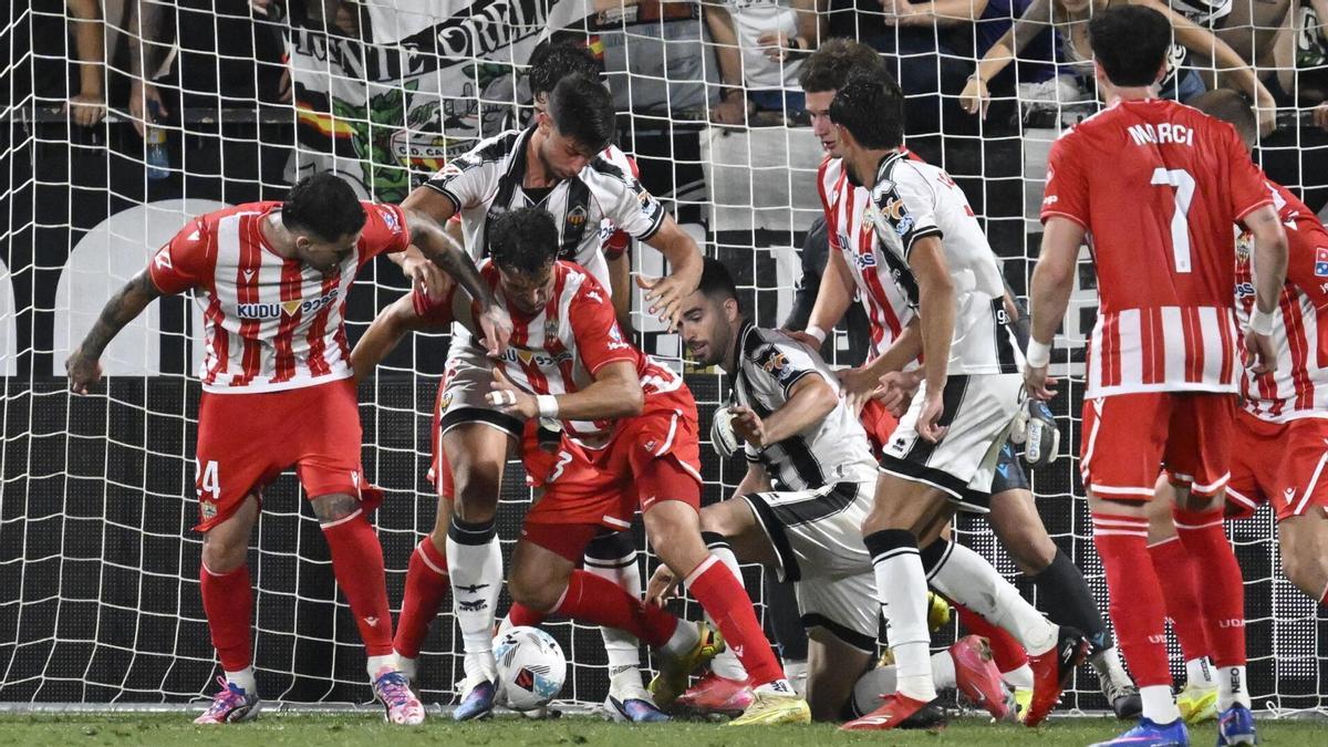CASTELLÓN – ALMERÍA | El Almería saca un empate en Castalia en el play-off de ascenso a Primera