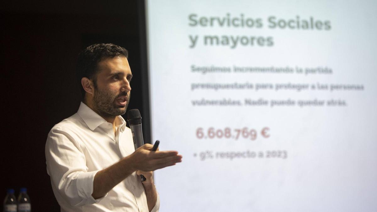 Darío Moreno, en un acto.