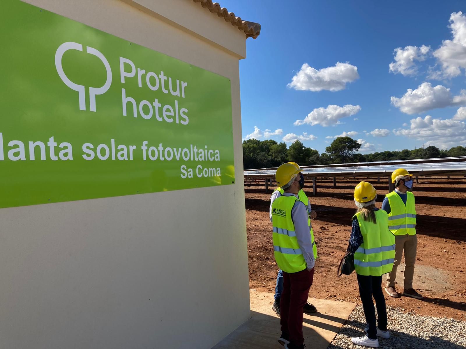 Visita al mayor parque fotovoltaico de España