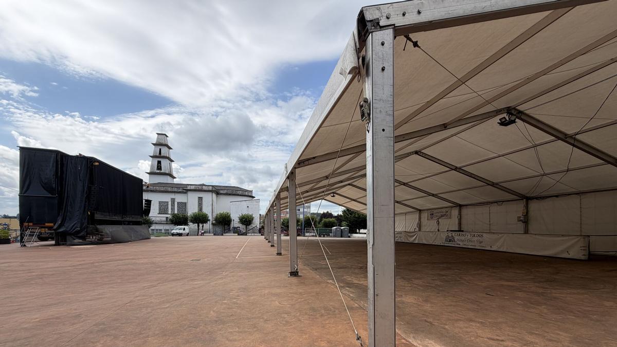Lugar donde se ubicará la pantalla gigante en la plaza de la Iglesia de Vilaboa