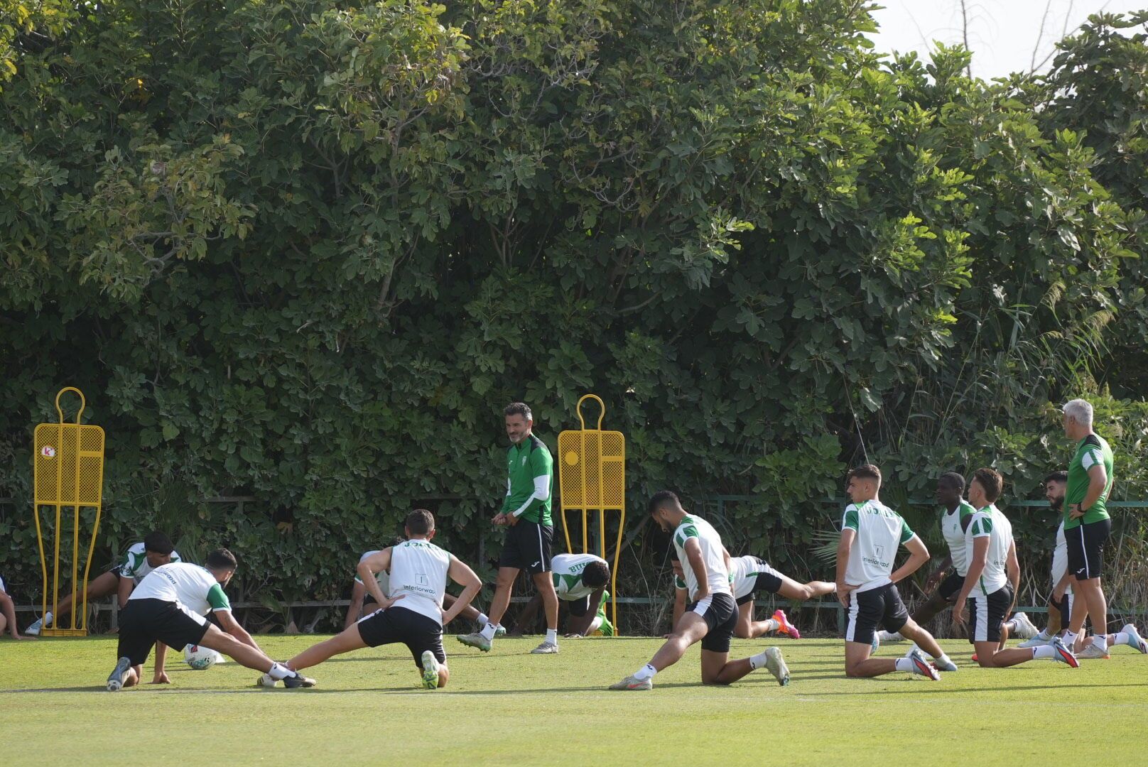 El primer entrenamiento del Córdoba CF en su séptima semana de Liga, en imágenes 