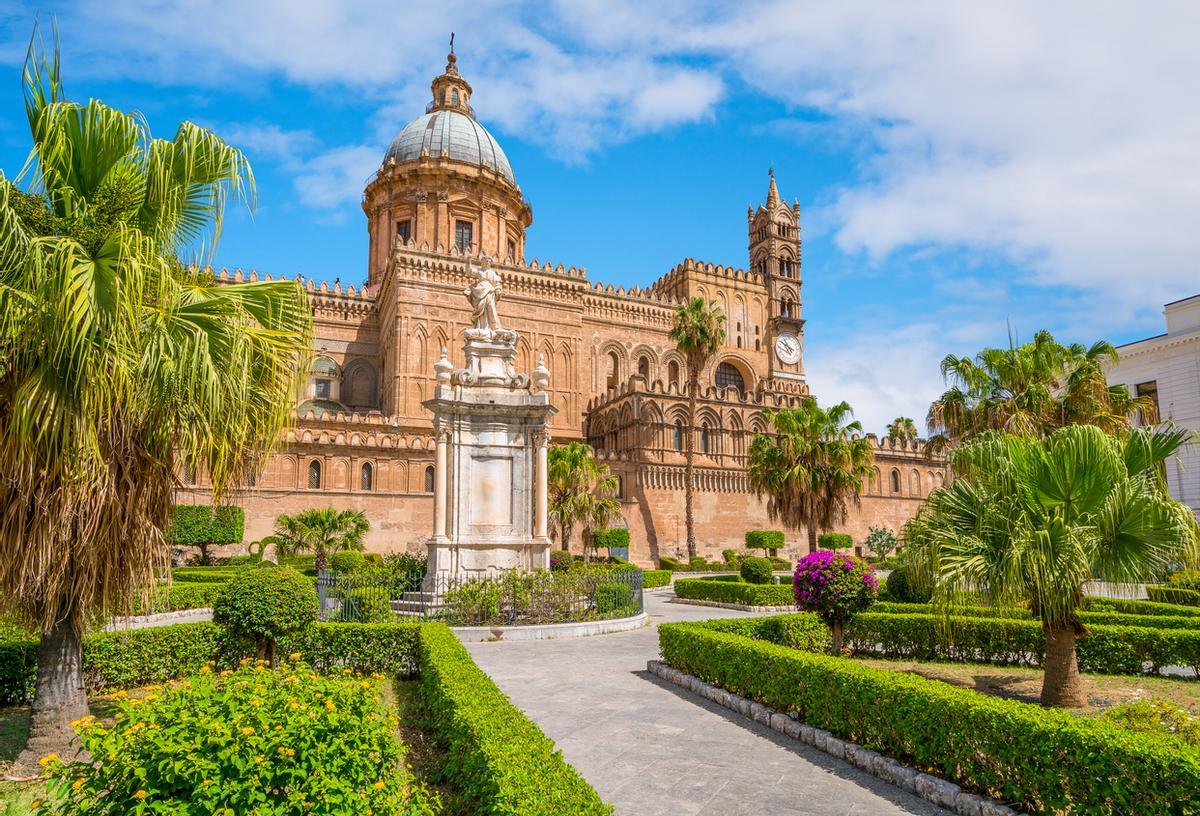 En Sicilia podrás enamorarte de enclaves como este rincón de Palermo
