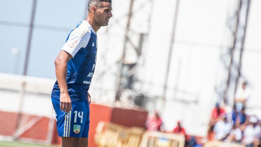 Aridane Santana, ex del CD Tenerife y actual jugador del San Fernando. | UD SAN FERNANDO