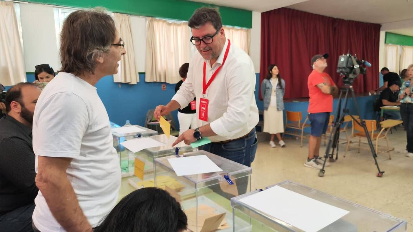 Isidro Pérez, candidato del PSOE al Ayuntamiento de San Bartolomé.jpg