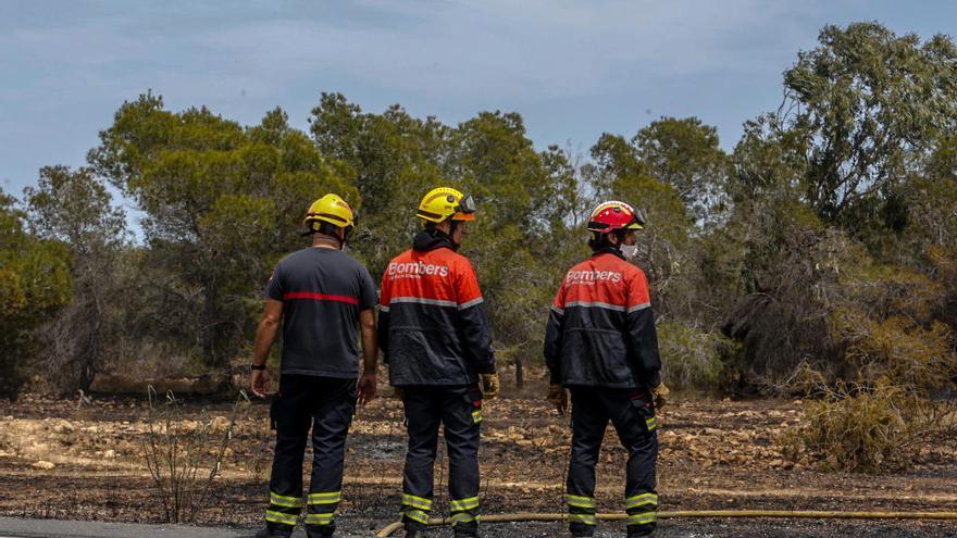 Entorno de la sierra de Santa Pola afectado en el último incendio en imagen de archivo