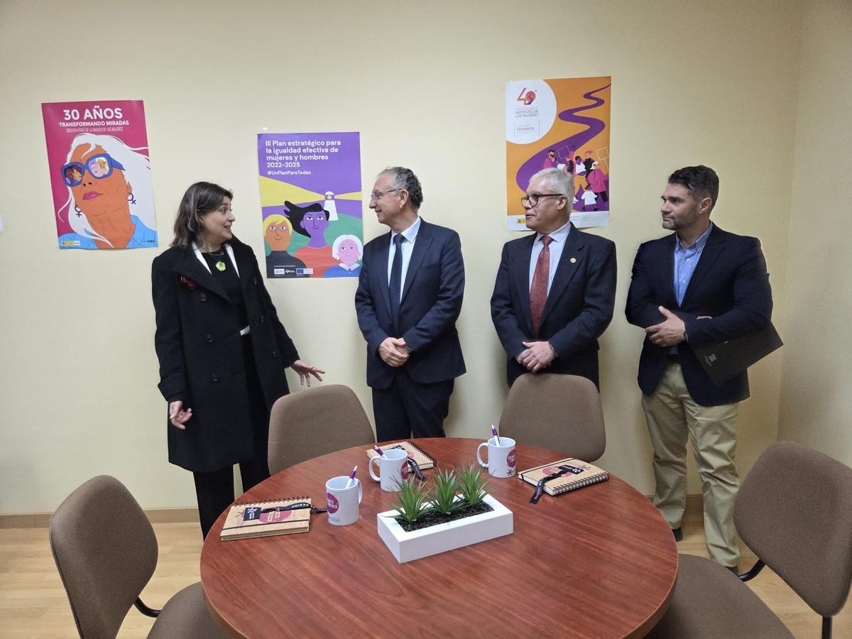 La UEx pone en marcha una Red de Puntos Violetas en colaboración con la Delegación del Gobierno