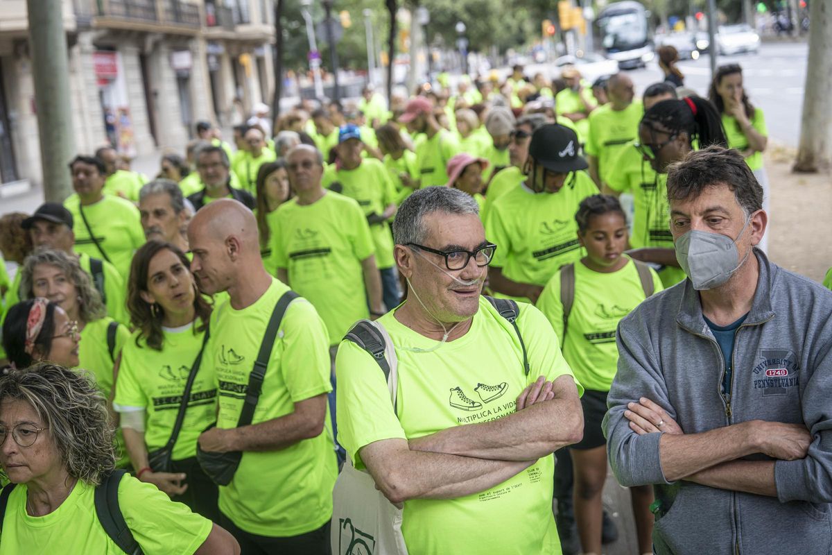 Unas 200 personas trasplantadas marchan en Barcelona en agradecimiento a los donantes de órganos