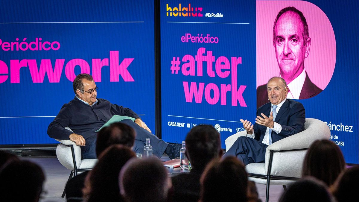 El director de EL PERIÓDICO, Albert Sáez, y el decano del Col.legi de l'Advocacia de Barcelona, Jesús Sánchez, en el Afterwork celebrado en Casa SEAT.