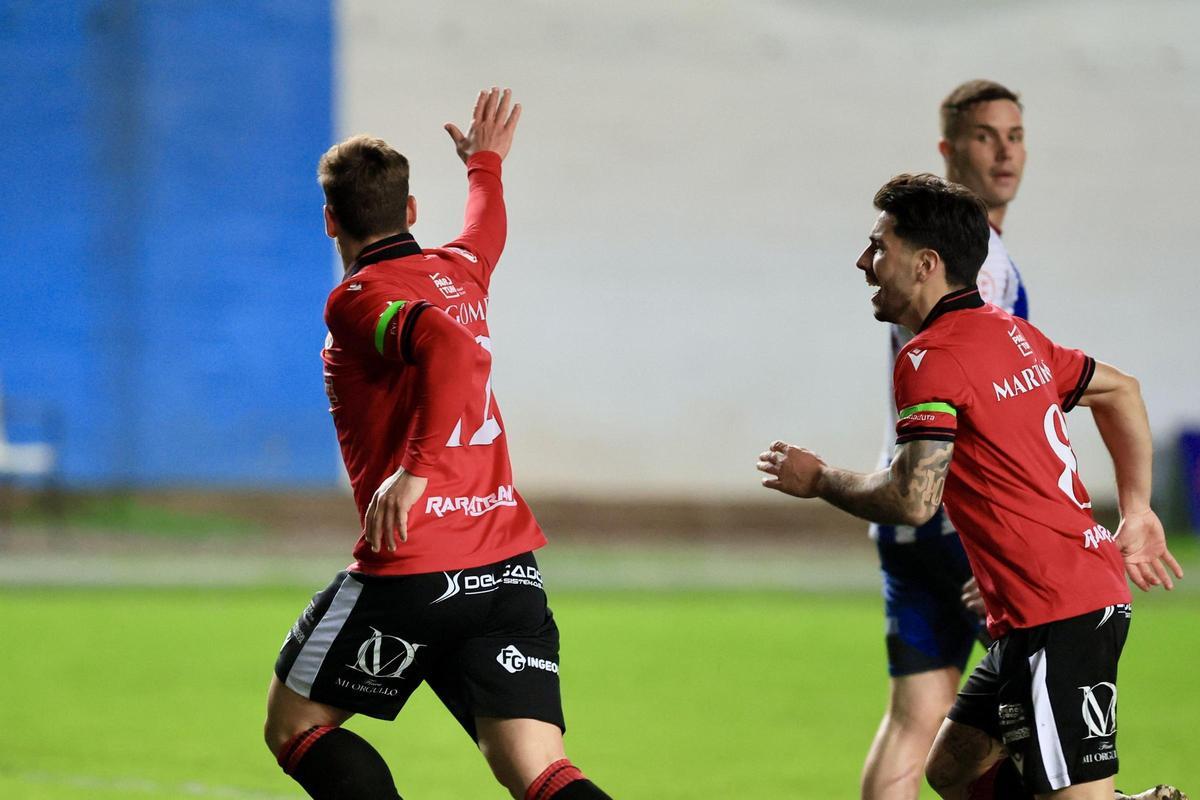 Las imágenes del Real Avilés - Mérida