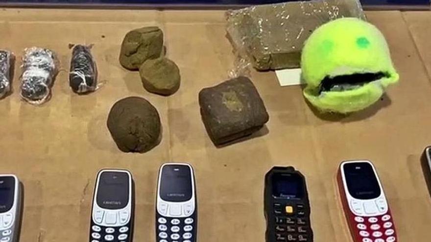 En 5 anys s’han requisat a Lledoners 9 kg de droga i 600 armes blanques