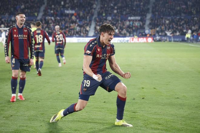 El Levante-Alavés, en imágenes