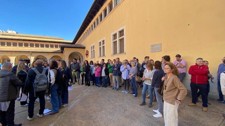 Lectura del manifiesto en defensa de los principios democráticos y contra los actos violentos