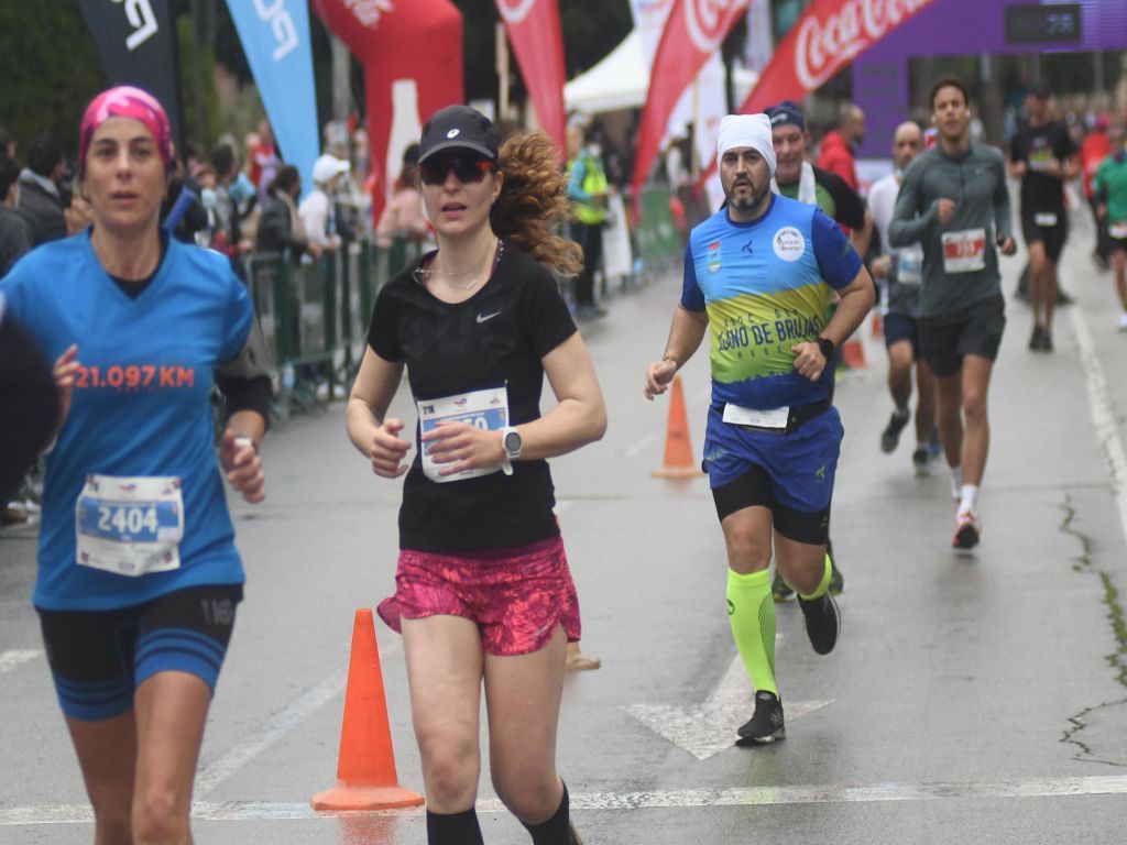 Llegada y podios de la 10k, la media maratón y la maratón de Murcia (I)