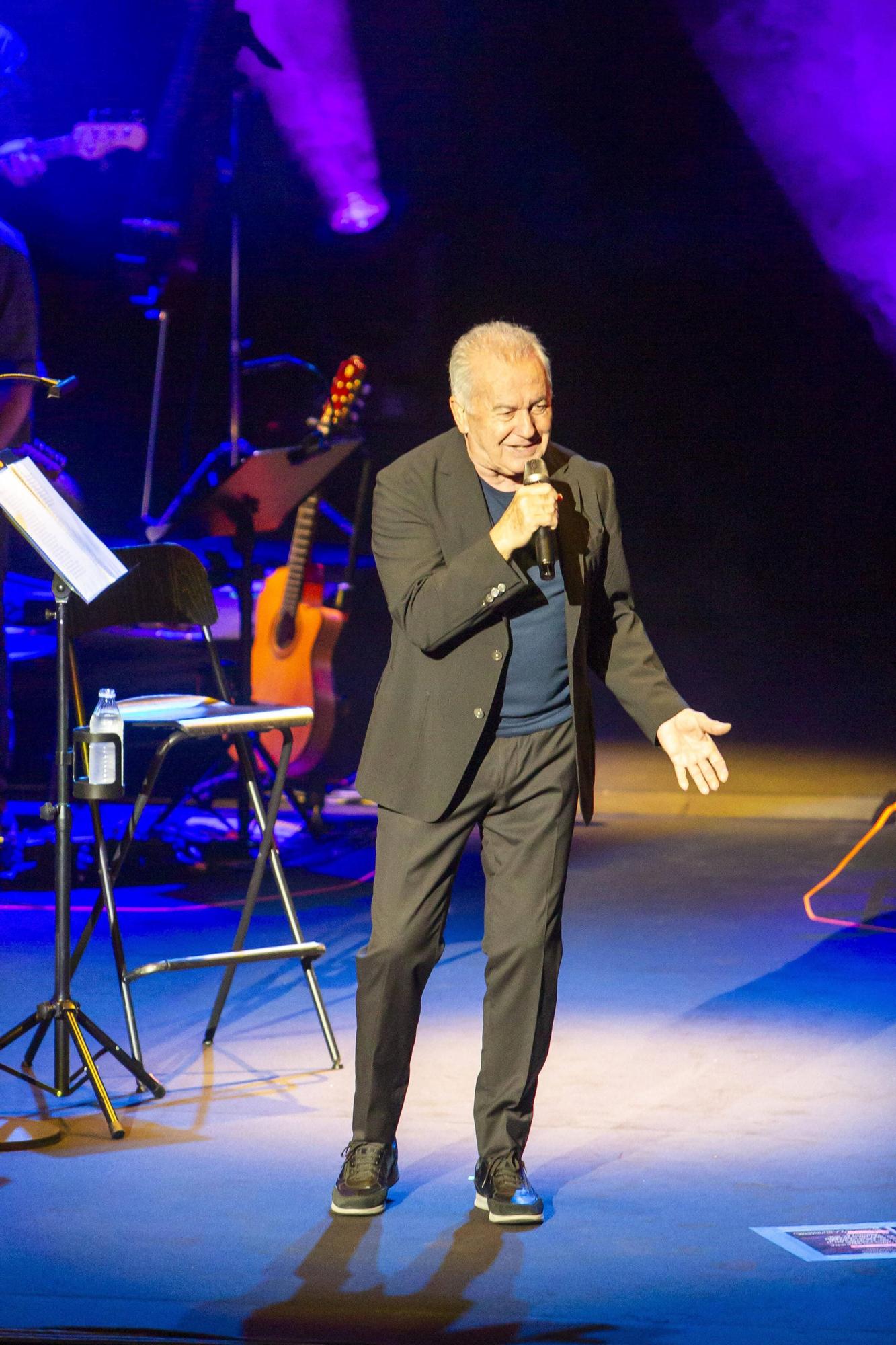 Concierto de Víctor Manuel en el auditorio de Oviedo