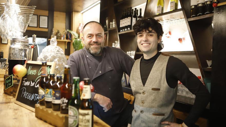 La Piedra 64, el restaurante que cambió la moda de las hamburguesas por los bocadillos más originales de Zaragoza: “Hago guisos de la abuela entre pan”