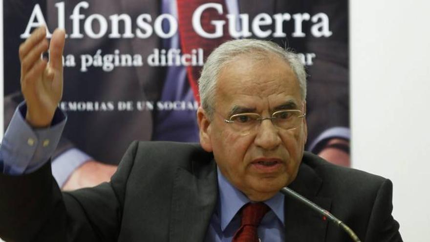 Alfonso Guerra: &quot;De ser Zapatero habría dimitido tras el ajuste de mayo de 2010&quot;