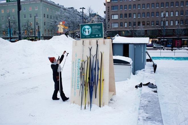 Alquiler de esquís centro de Lahti, Finlandia