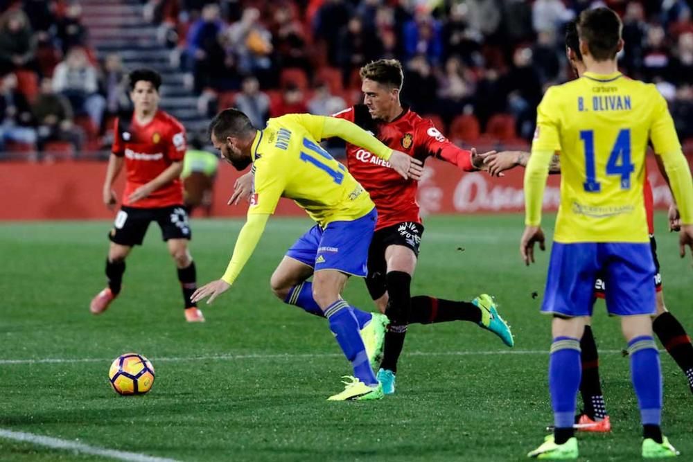 Zweitligist Real Mallorca hat am Sonntag (29.1.) im Stadion von Son Moix 0:0 gegen Cádiz gespielt. Es ist das dritte Unentschieden in Serie für den Inselclub.