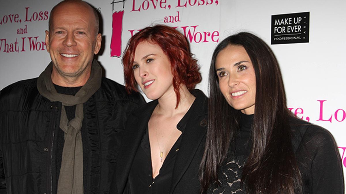 Rumer junto a sus padres, Bruce Willis y Demi Moore