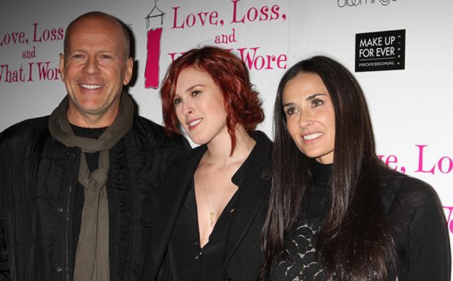 Rumer junto a sus padres, Bruce Willis y Demi Moore