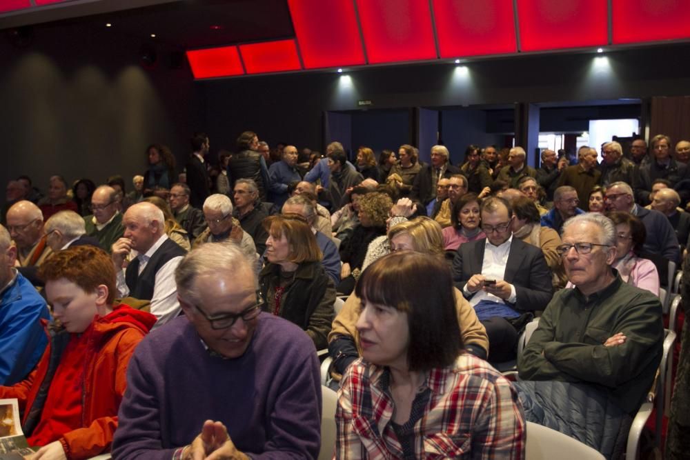 El Club Prensa Asturiana de LA NUEVA ESPAÑA, un espacio de libertad para los asturianos con lleno absoluto en el reestreno