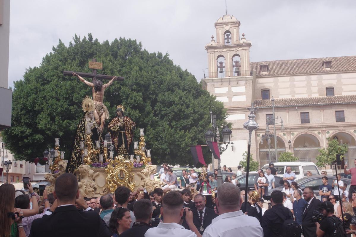 Procesión de la hermandad del Puerto de la Torre por el Centro de Málaga