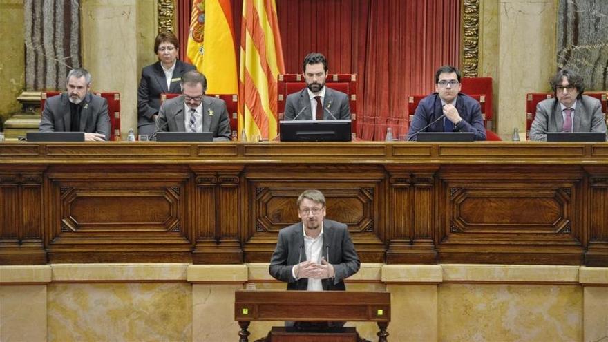 La oposición reclama la salida del bloqueo en Cataluña