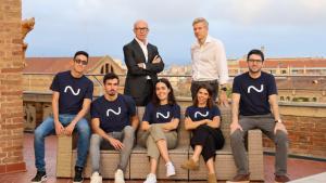 El equipo de Predictheon con el doctor Pedro Gambús, cofundador, arriba a la izquierda y Eva Gubern, directora de operaciones, abajo a la derecha.