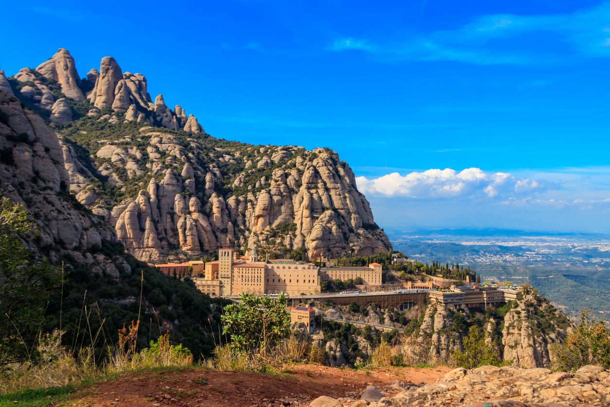 Impresionante vista del Monasterio de Montserrat en Cataluña, cerca de Barcelona