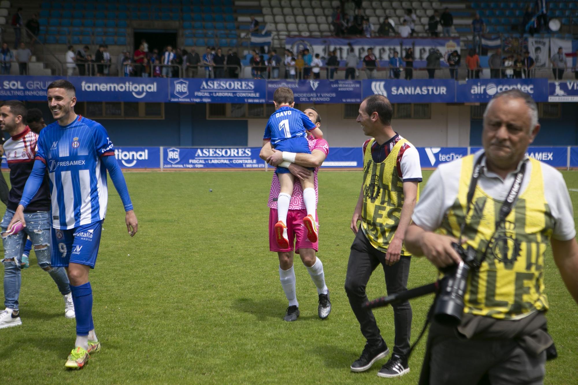 EN IMÁGENES: Así fue el empate entre el Real Avilés y el Arenteiro