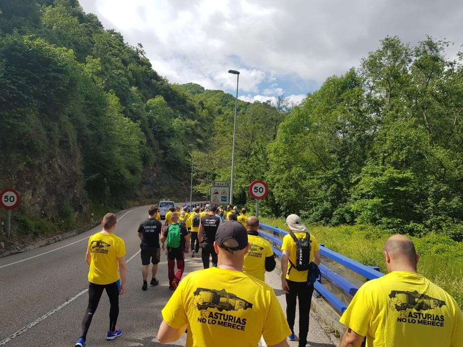 Los trabajadores de Alcoa, arropados por mineros