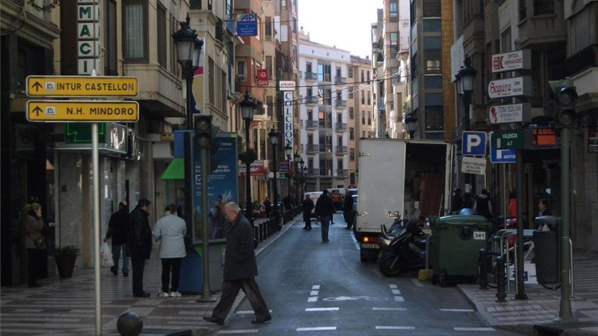 Dos heridos en una pelea con 15 implicados en el centro de Castelló