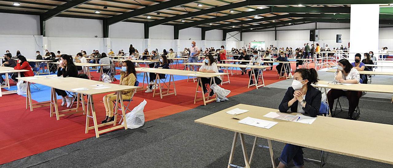 Examen celebrado ayer en la Fundación de Exposiciones y Congresos de A Estrada. |  // JAVIER BERNABÉ