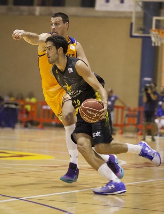 03/09/2016.DEPORTES .Partido de baloncesto amistoso entre el Iberostar Tenerife y el Herbalife Gran Canaria.