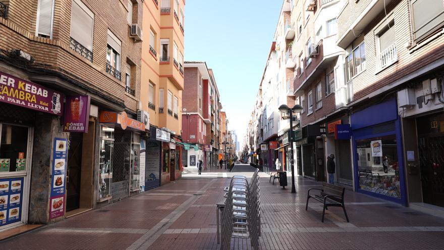 Los comercios de Zaragoza auguran &quot;meses complicados&quot; si no hay más incentivos