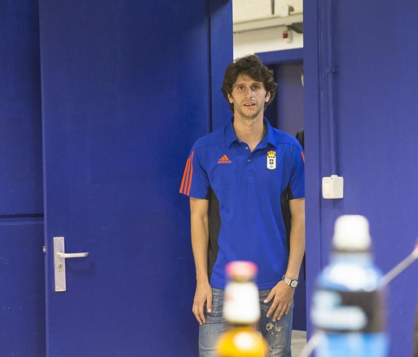 Presentación de Diego Fabbrini con el Real Oviedo