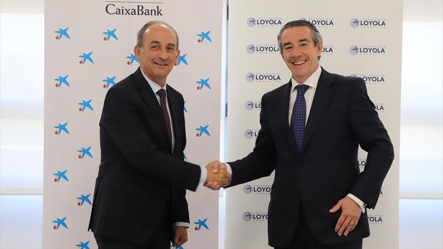 Caixabank ofrece varias ventajas financieras a alumnos de la Loyola