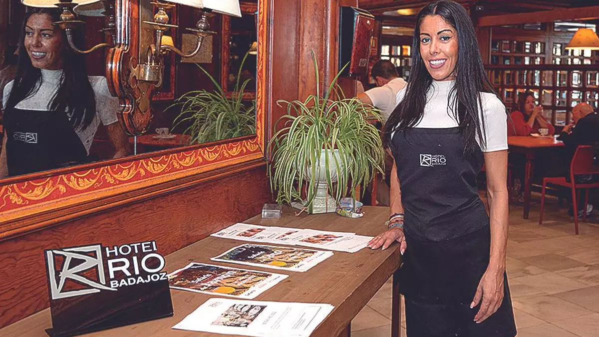 «La cafetería va muy unida al hotel. Ambas se ayudan mucho entre sí»