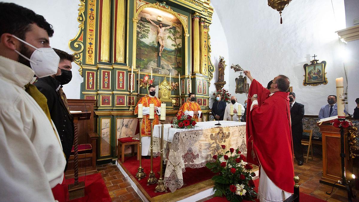 Un momento durante la misa del patrón. 