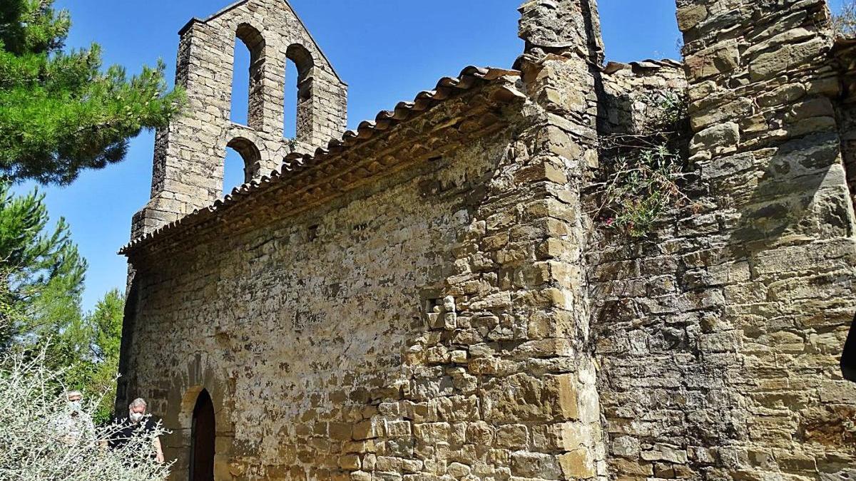 Sant Vicenç recull firmes per recuperar l&#039;ermita de Vallhonesta per al poble