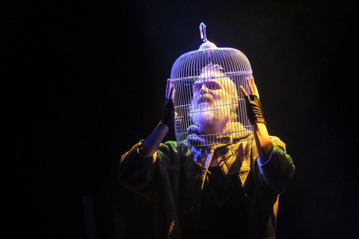 Obra de teatro en el Centro Cultural Guayres