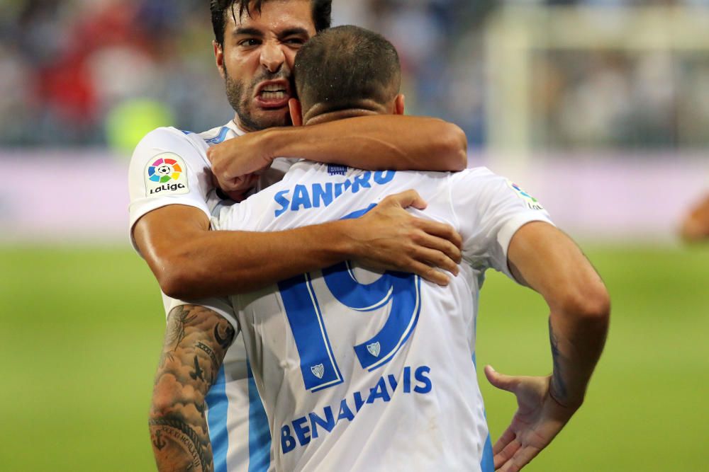 El conjunto de Juande Ramos remonta y logra su primera victoria en la liga.