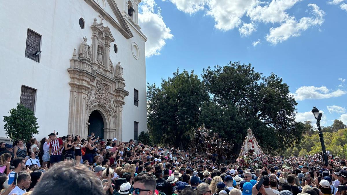 La Fuensanta descansa ya en su santuario